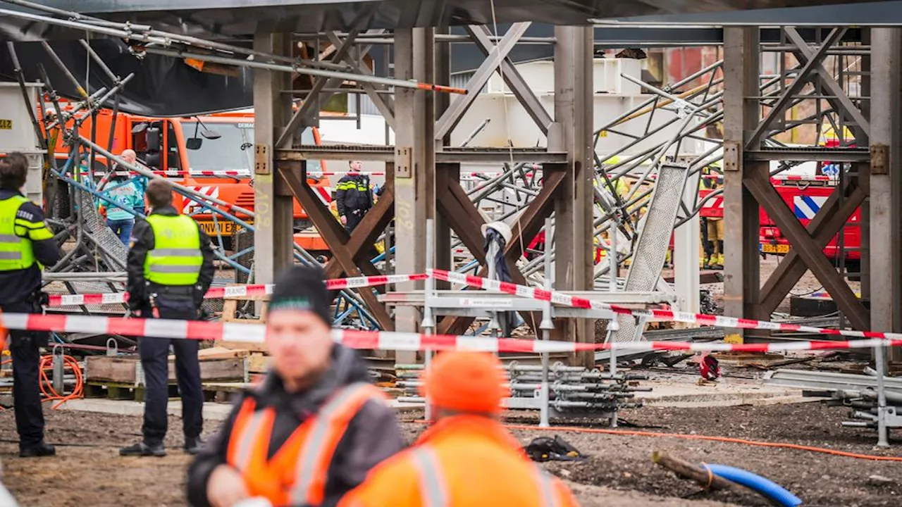 Brugdeel stort naar beneden: 'We stonden met ongeloof te kijken'