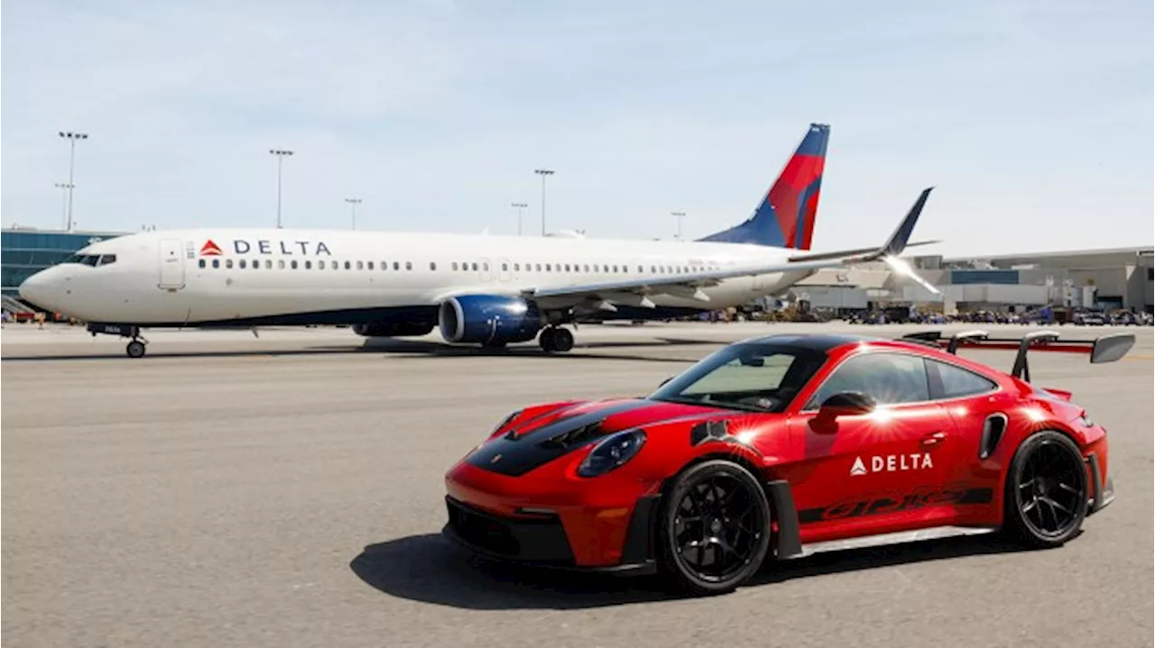 Delta Is Using a Porsche 911 GT3 RS as a Shuttle at LAX This Week