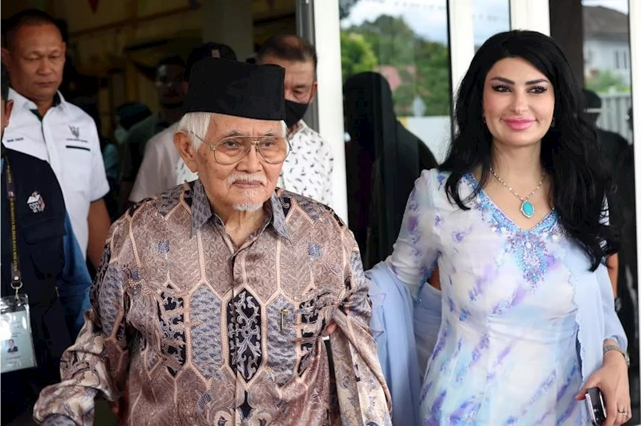 Ex-Sarawak chief minister Taib Mahmud dies at 87