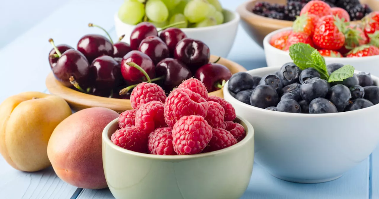 15 Healthiest Fruits to Eat, According to a Dietitian