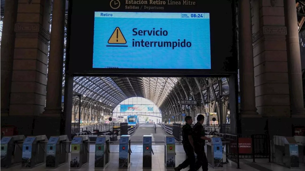 Paro de trenes: el Gobierno no dictó la conciliación obligatoria y continúa la medida hasta medianoche