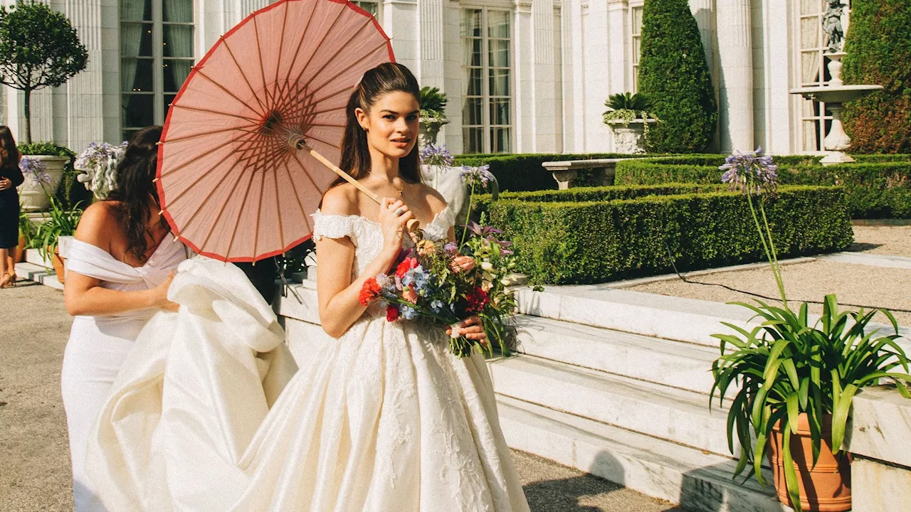 The Brides Wore Vintage: The Best Archival and Vintage Dresses From the Vogue Weddings Archive