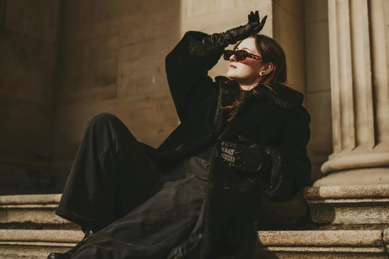 Embracing the Timeless Elegance of Black Overcoats 2024 / 2025 » Fashion Allure