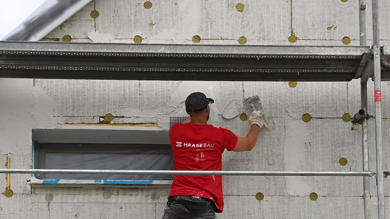 Energetische Sanierungen im 'Klima-Labor': Es wird im Sommer schwere Probleme im Bau geben