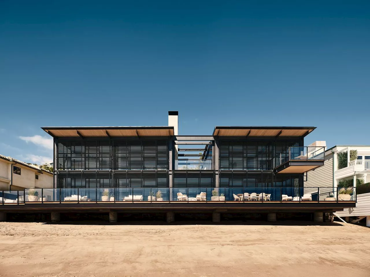 A Malibu house makes a beachside design statement while opening to ocean views