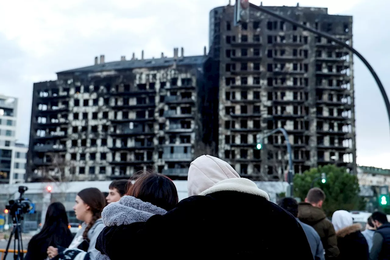 València vive segundo día de luto por el incendio