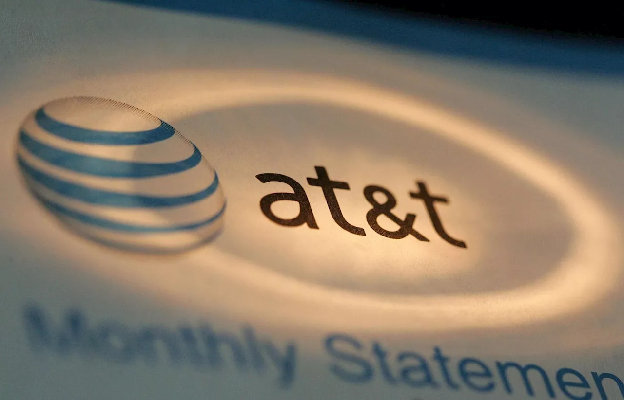 AT&T And T-Mobile Are Giving Cops Geofenced Location Data, Even Though It’s Inaccurate