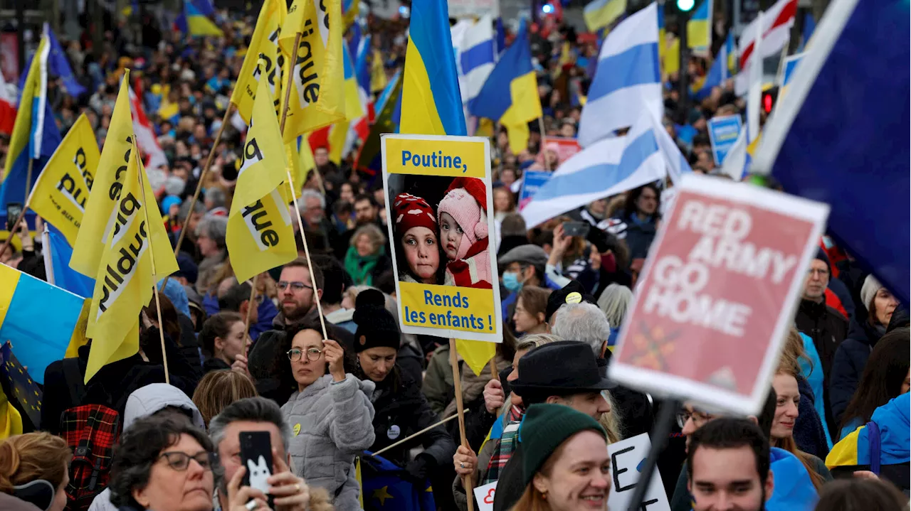 Après deux ans de guerre en Ukraine, les Européens manifestent leur soutien au peuple ukrainien