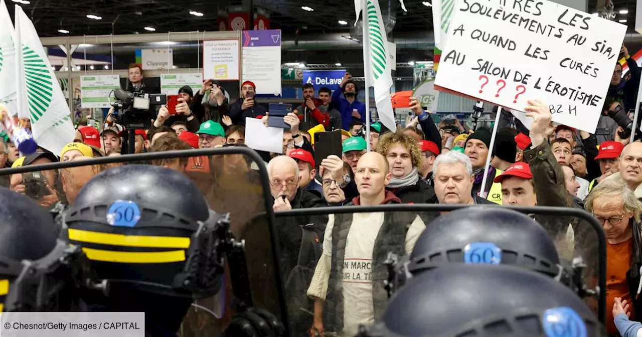 Emmanuel Macron fait son entrée au Salon des agriculteurs sous les heurts et sifflets