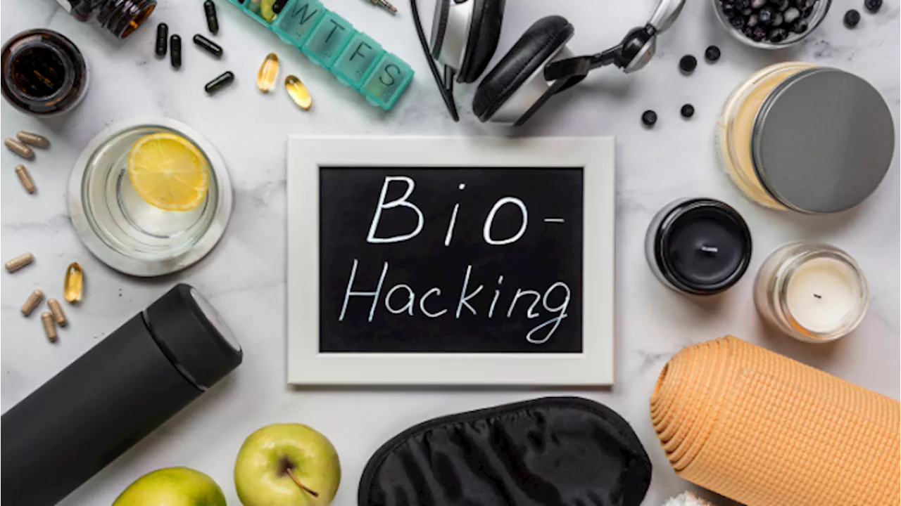 Biohacking: scopri come ringiovanire corpo e mente