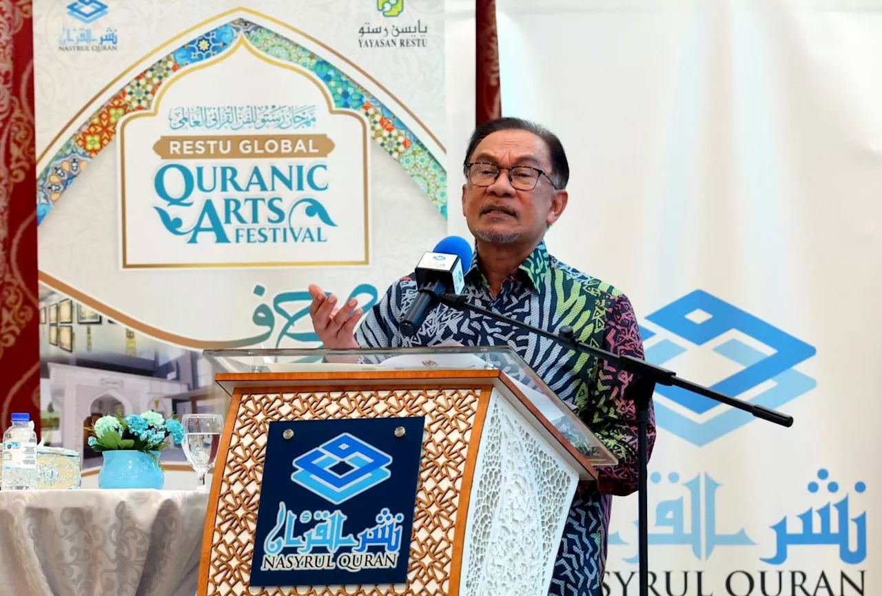 Anwar warns against using depreciating ringgit as political tool