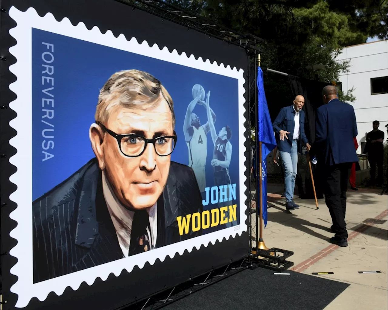 Coach, mentor, leader: Stamp celebrates UCLA legend John Wooden