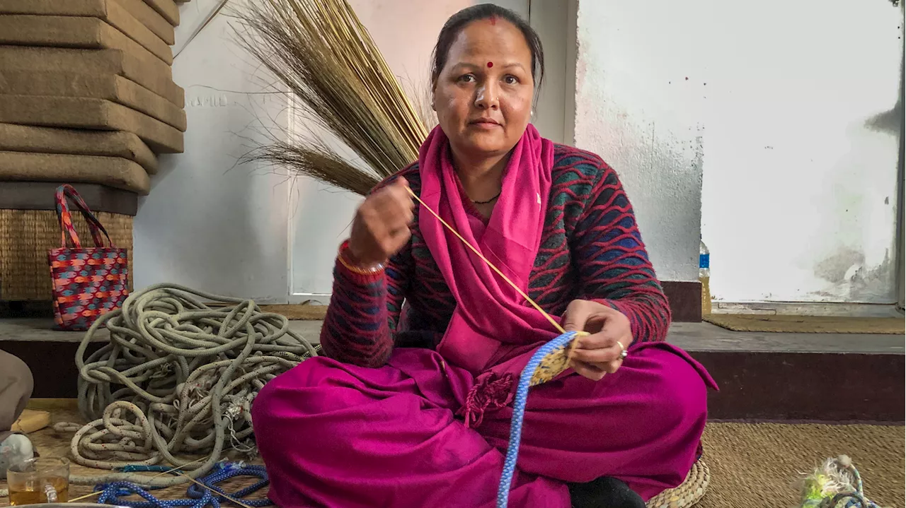 Turning Climbing Ropes into Handmade Crafts in Nepal