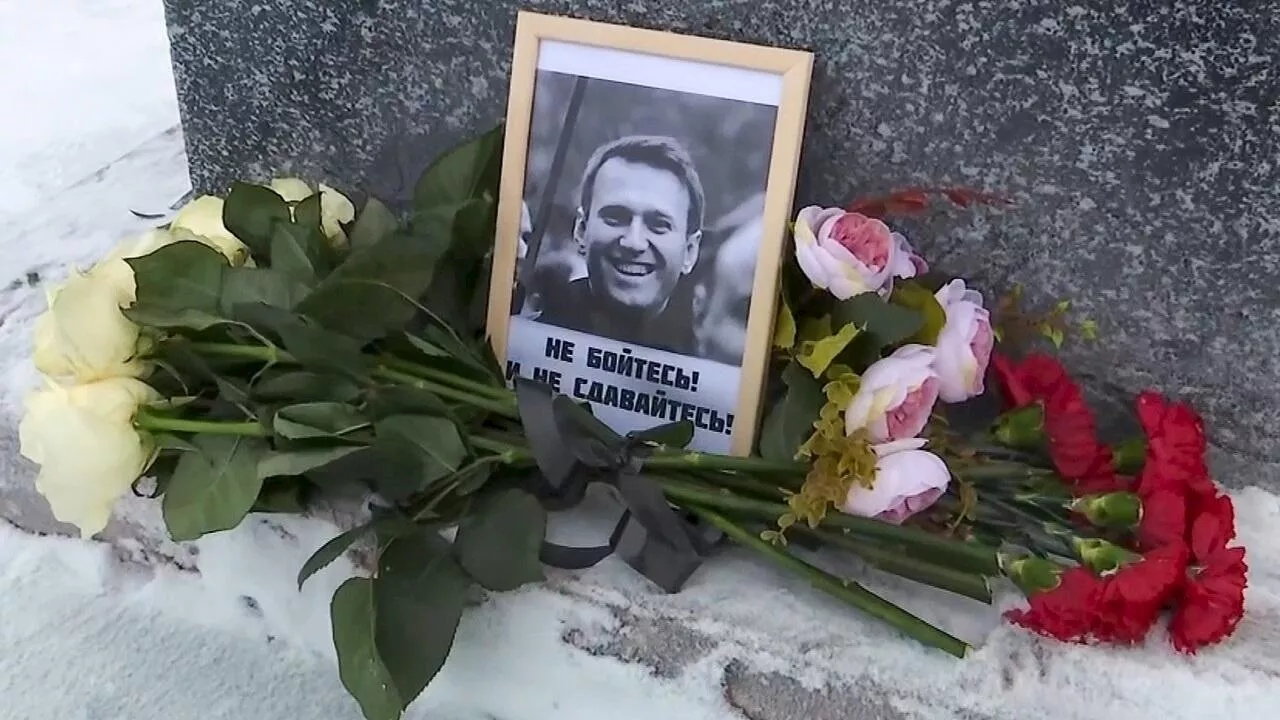 Mort de Navalny en Russie: questions et enjeux autour des obsèques de l'opposant