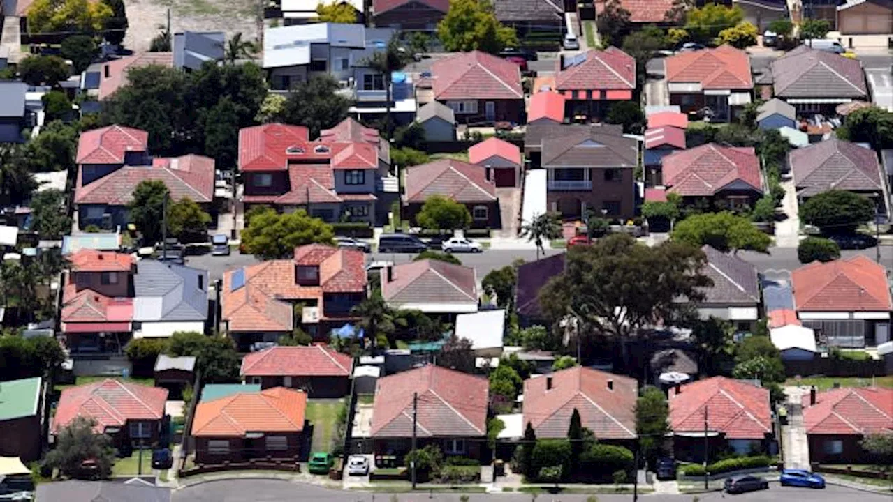 Global house prices rebound as economists predict turning point