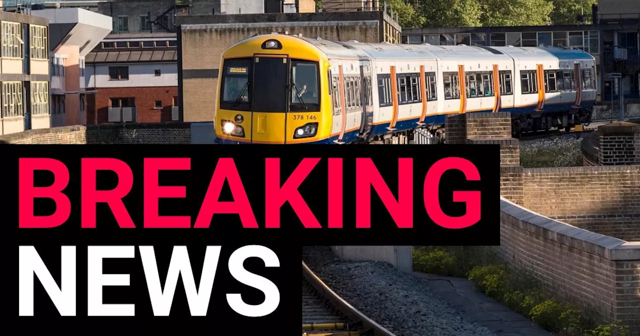 Rush hour chaos as signal faults cancel all trains on two major rail networks