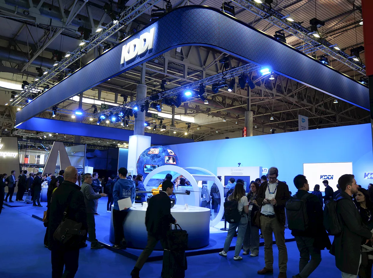 KDDIが「MWC Barcelona 2024」に初出展--「Starlink」との取り組みなどをアピール