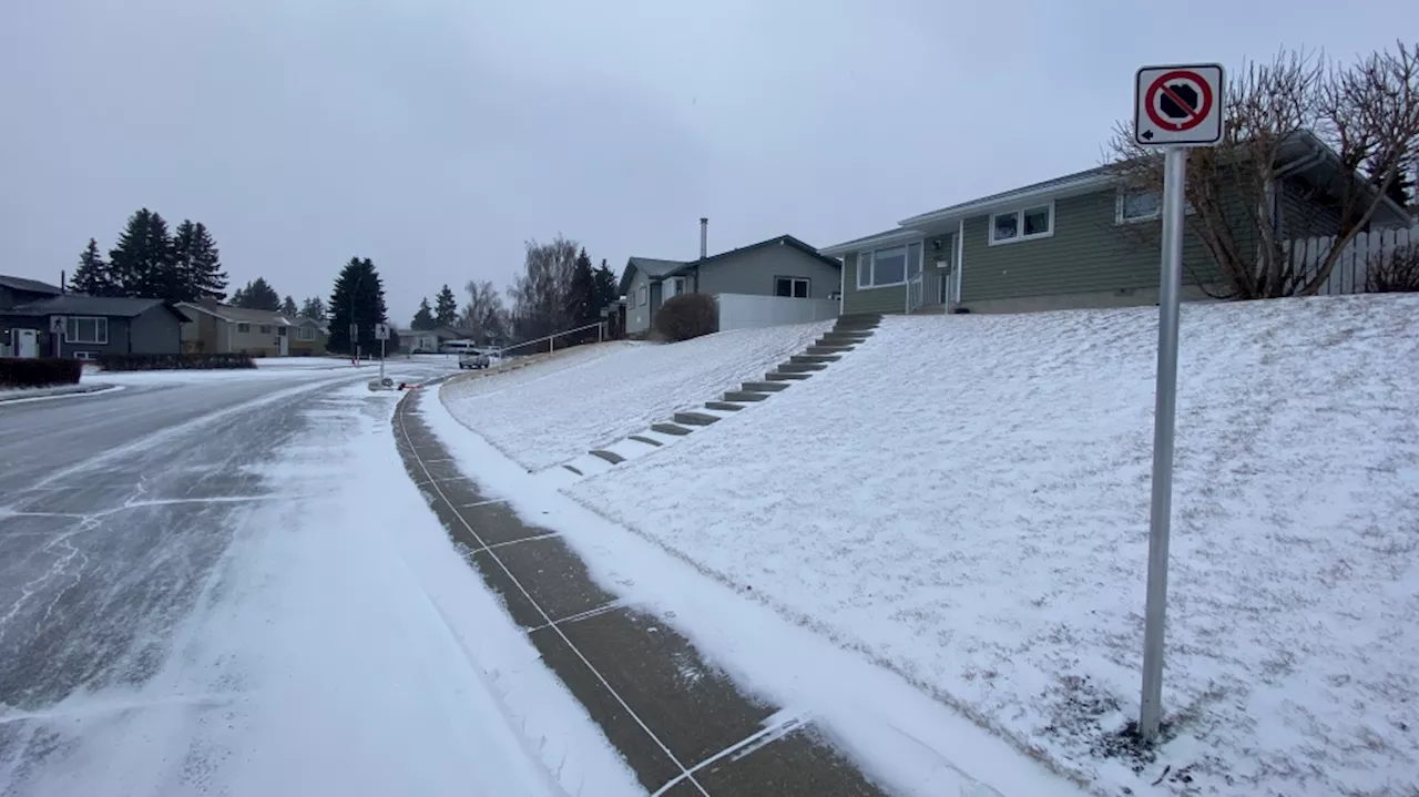 New 'no stopping' signs on northwest Calgary street disrupting parking for residents