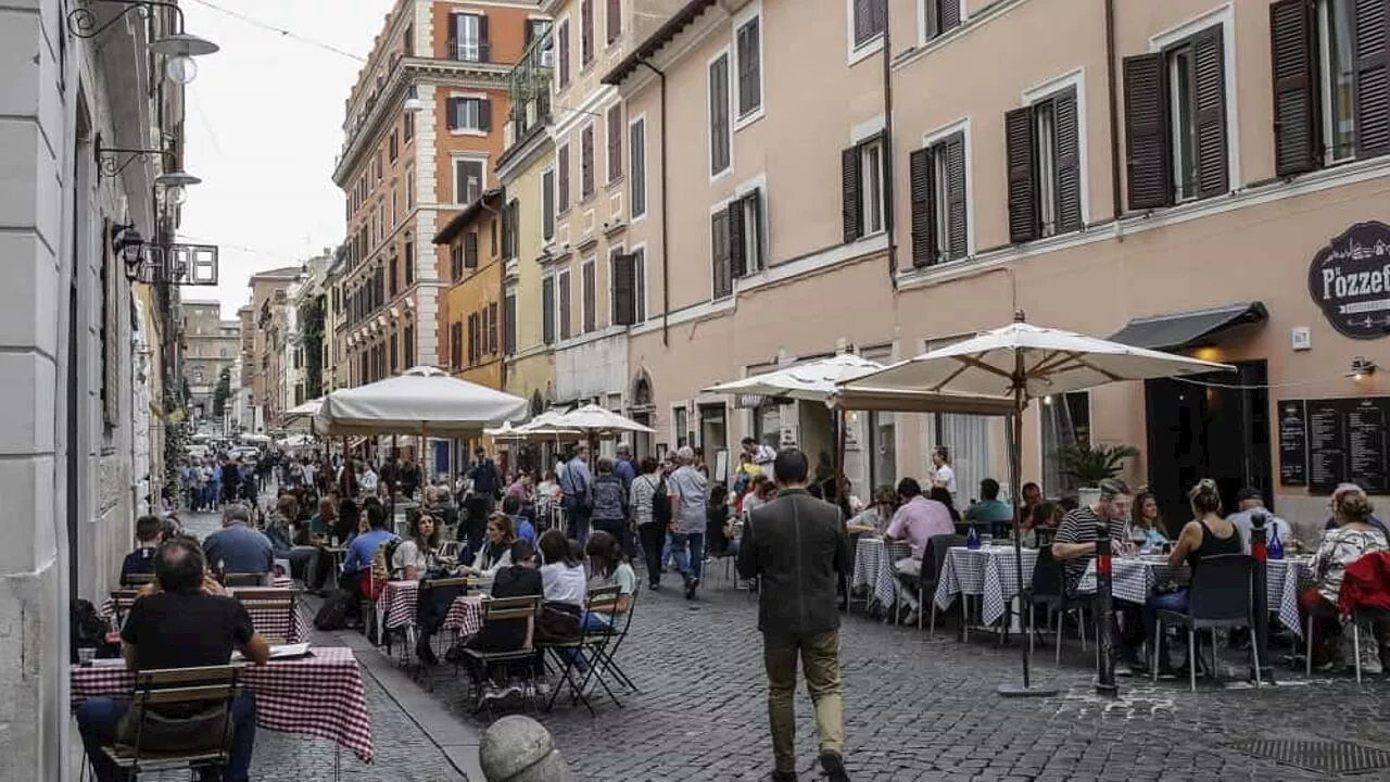 Palazzi accorpati per un Centro storico albergo a cielo aperto. La delibera fa discutere il Pd Roma