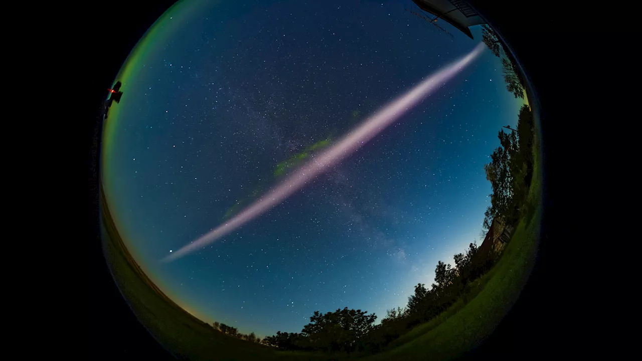 STEVE and other aurora-like glows perplex scientists with their complex physics