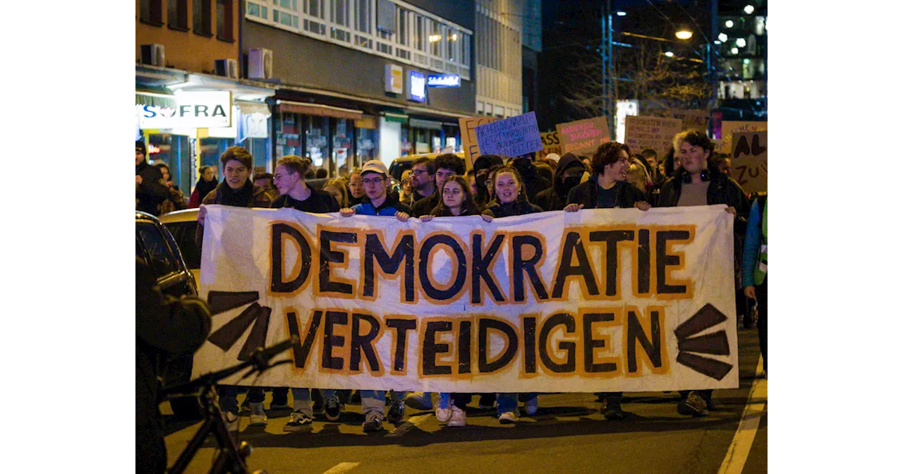 Demokratie im Demonstrationsfieber