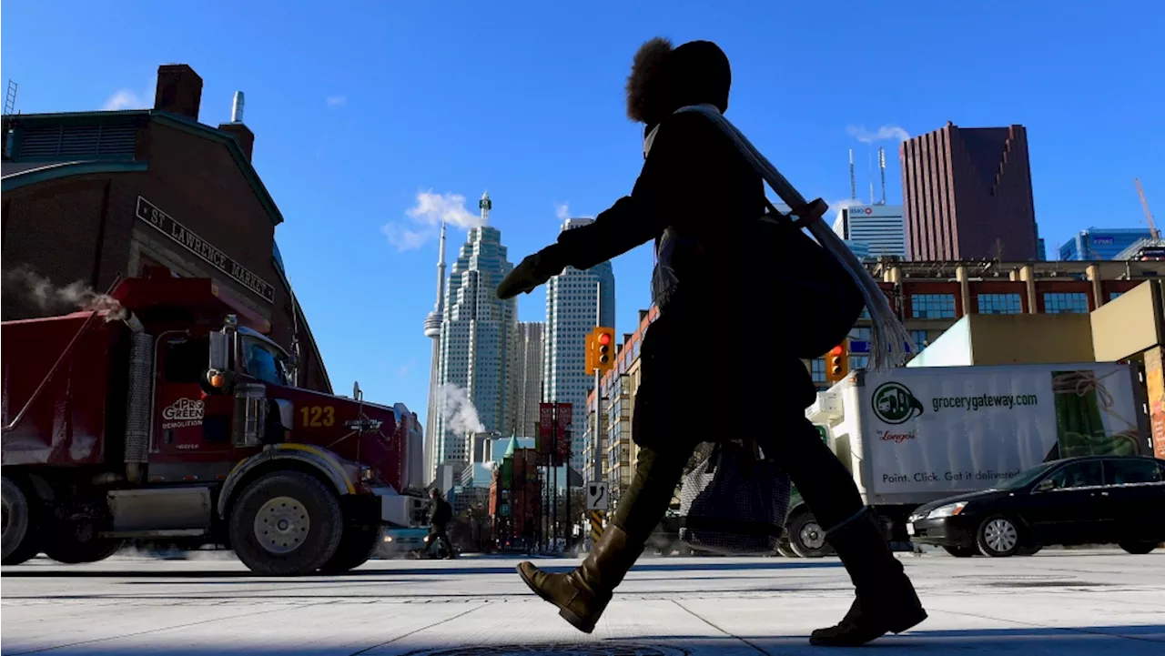 Special weather statement issued for Toronto ahead of dramatic temperature swing