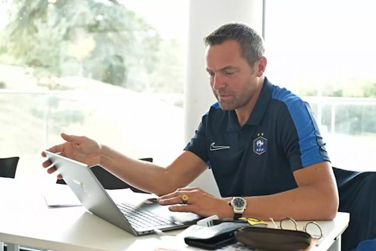 Sur la sellette, le patron des arbitres professionnels Stéphane Lannoy convoqué par la FFF