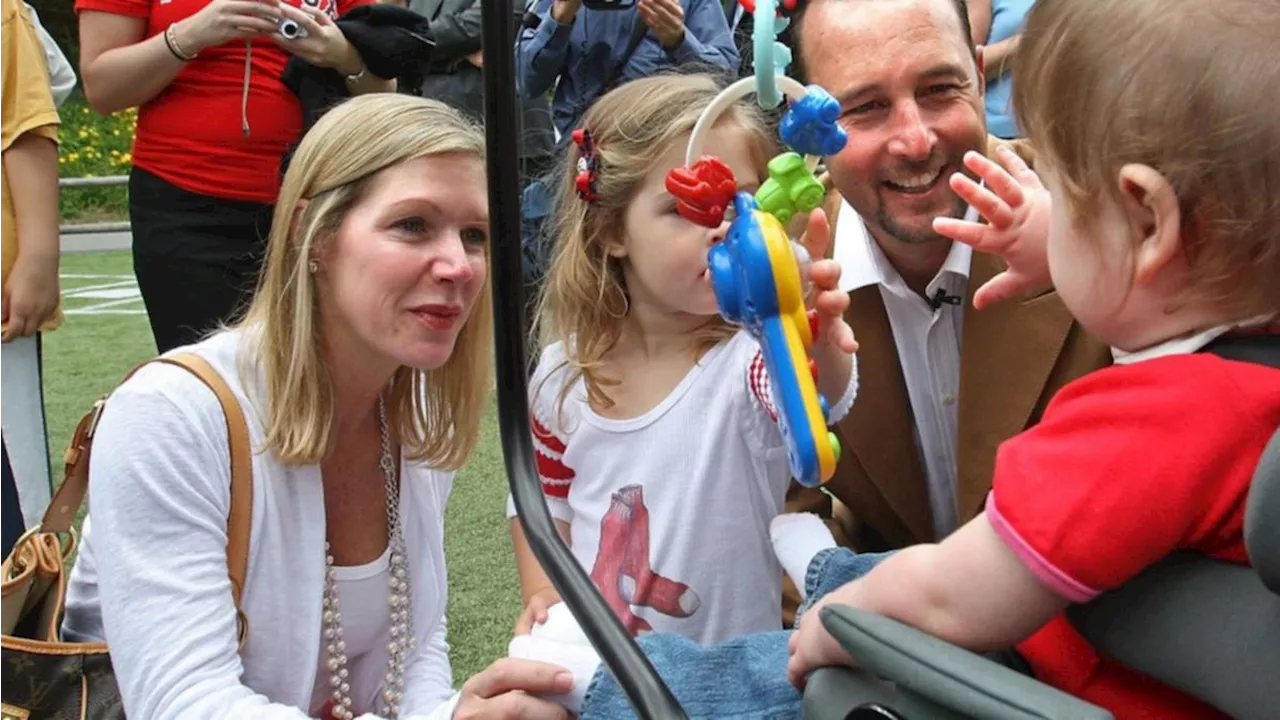 Stacy Wakefield, the wife of US baseball champion Tim Wakefield, dies just months after husband