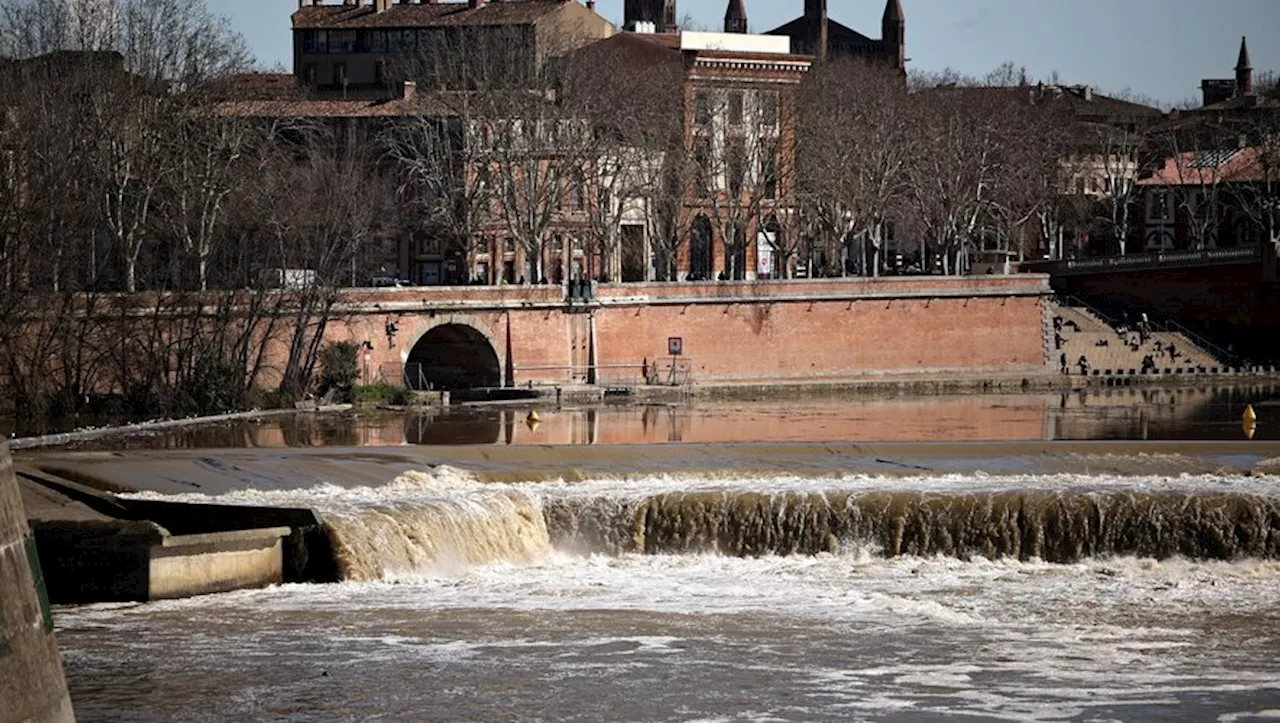 Toulouse : la Garonne en crue, les quais de Toulouse inaccessibles pour une durée indéterminée