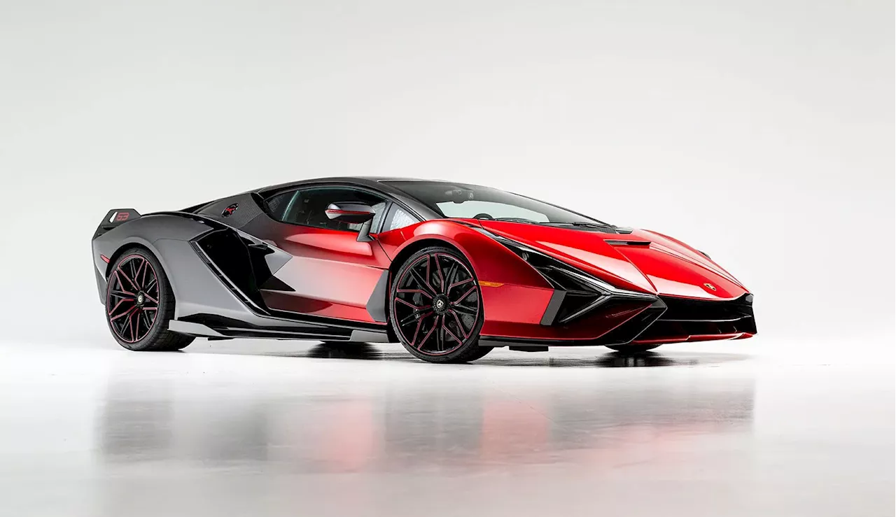 Lamborghini Sián heads to auction with $3M-plus estimate