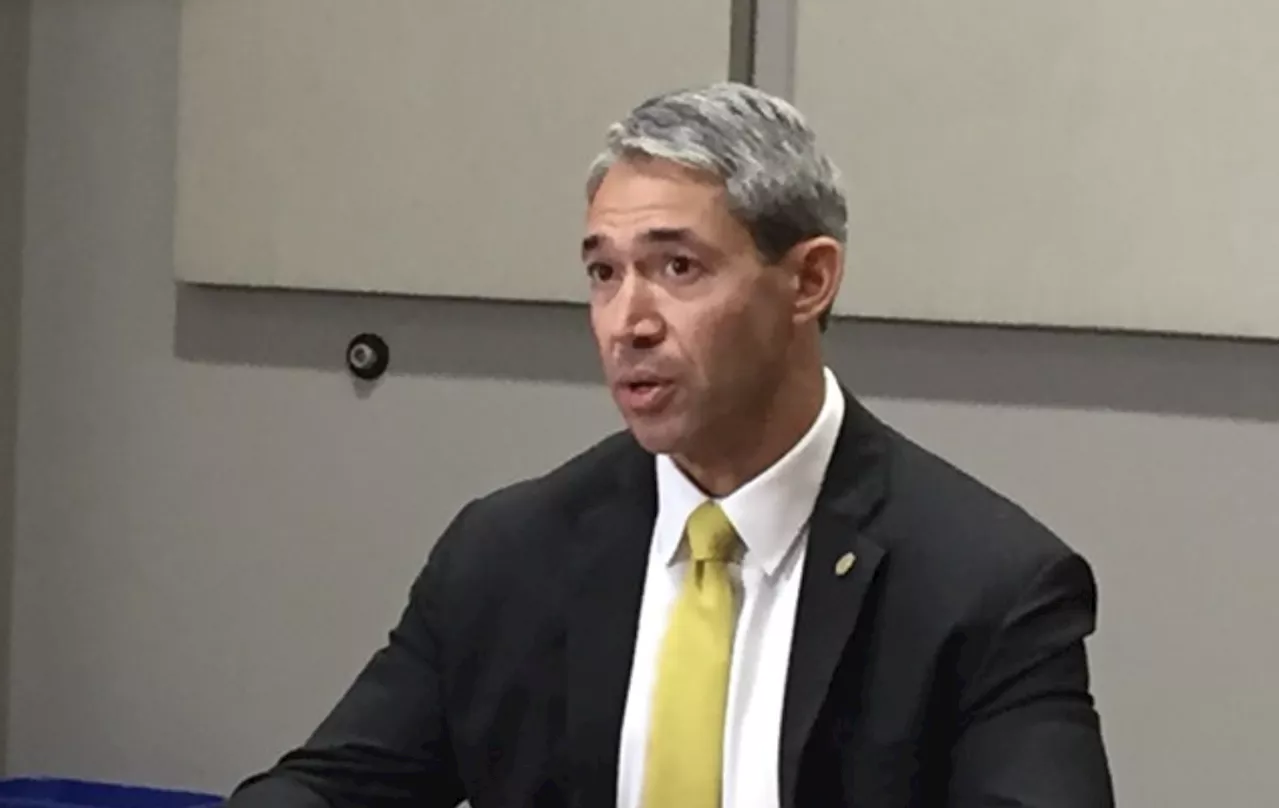 San Antonio Mayor Ron Nirenberg will meet with Biden during president's border visit