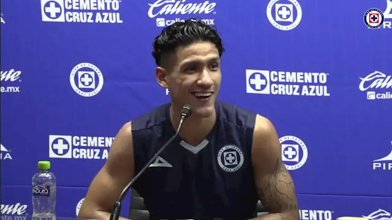 Uriel Antuna ofrece disculpas a Chivas por festejarle un gol: 'Me equivoqué, no volverá a pasar'