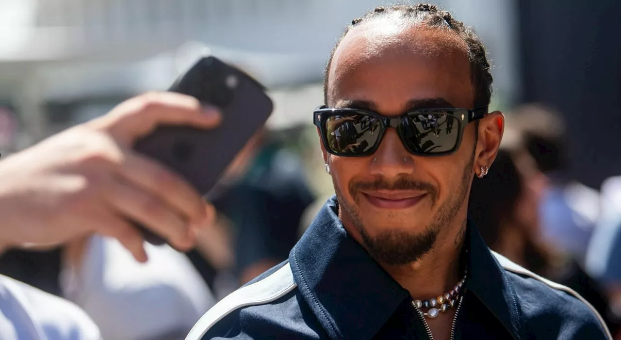 Ferrari ingaggia Hamilton, dal 2025 inizia una nuova era. Addio a Mercedes dopo aver vinto tutto