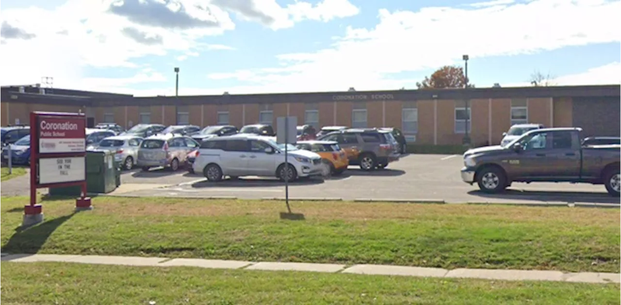 Oshawa elementary school evacuated after bomb threat