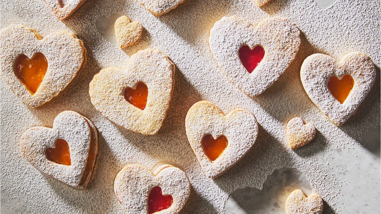 39 Valentine’s Day Cookies to Spread the Love Far and Wide