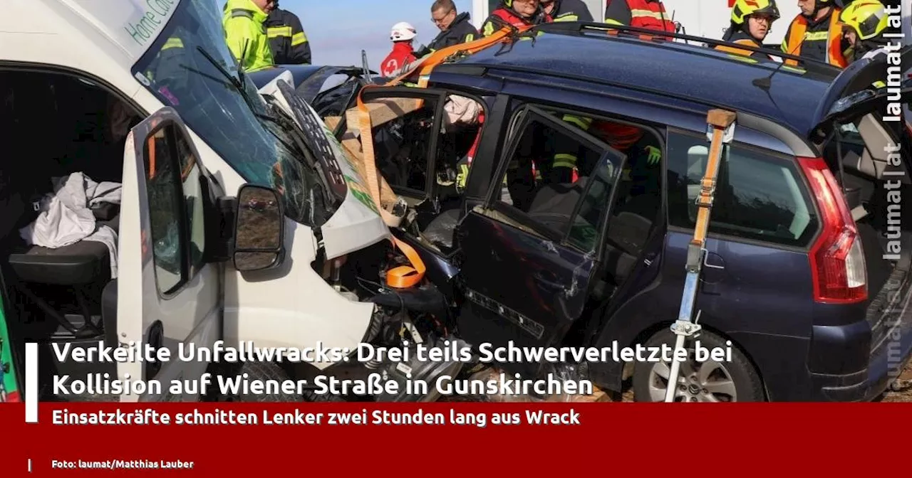 Verkeilte Unfallwracks: Drei teils Schwerverletzte bei Kollision auf Wiener Straße in Gunskirchen