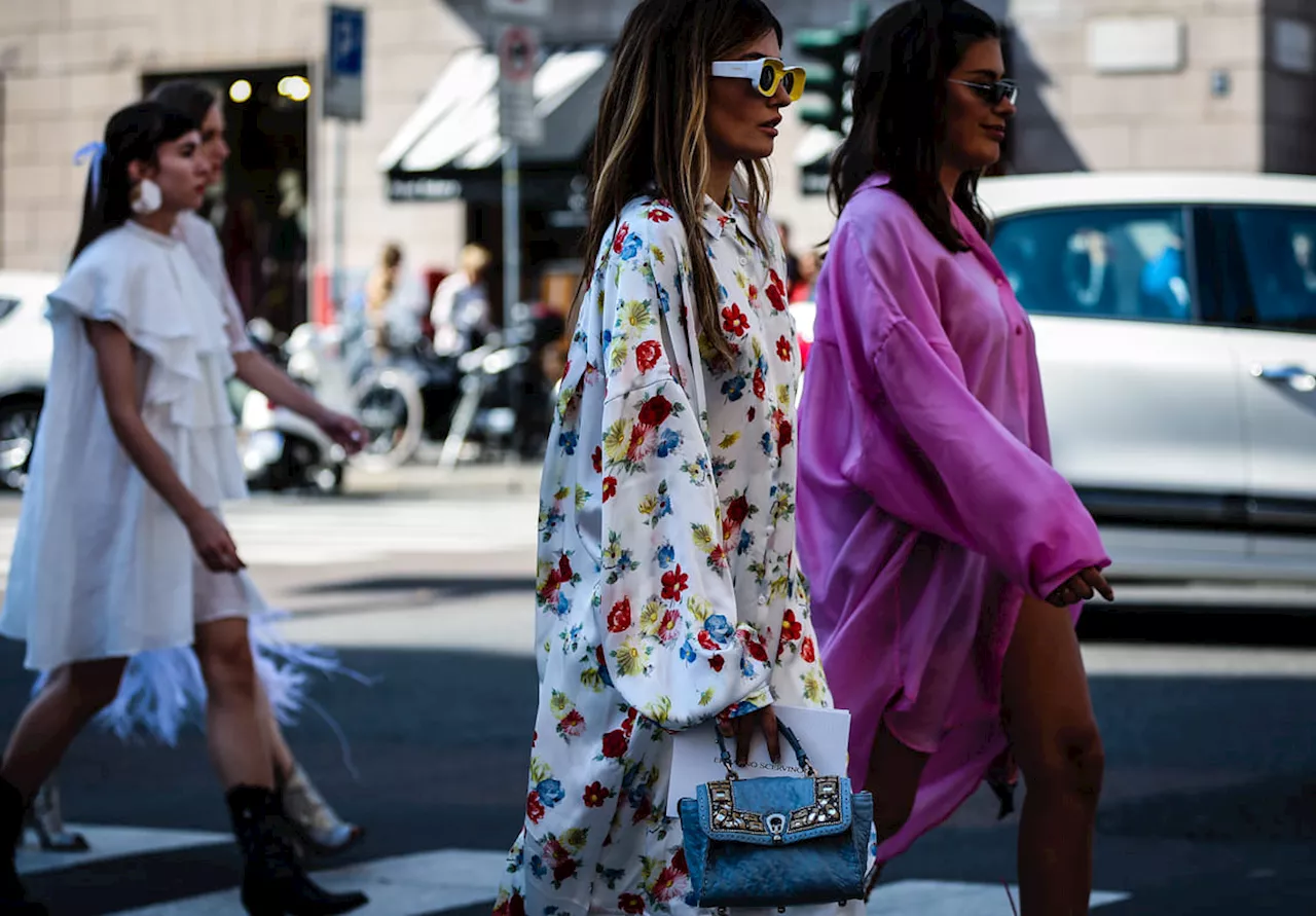 Après le pantalon léopard, cette blouse ultra preppy s’impose comme LA pièce mode à avoir