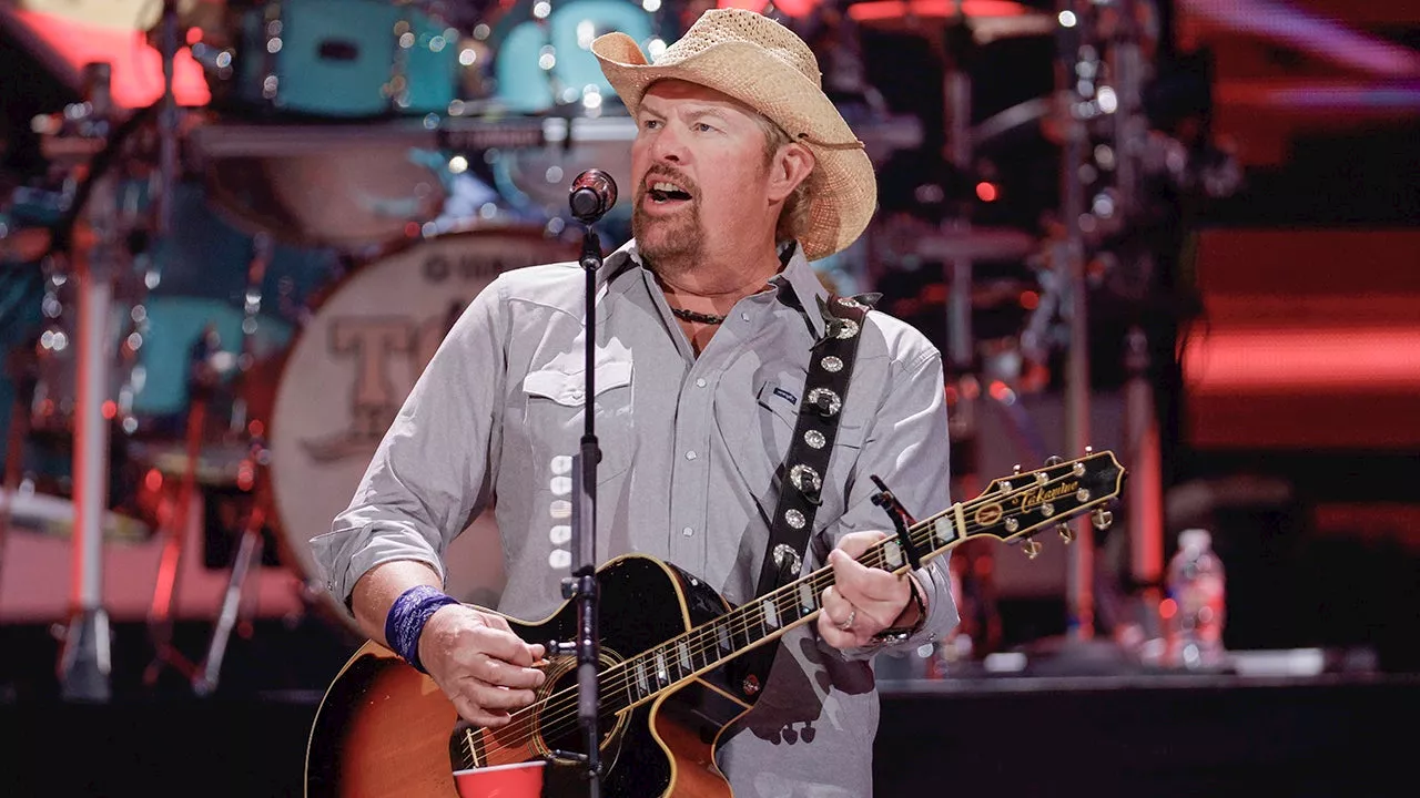 Toby Keith, Popular Country Singer-Songwriter, Dead at 62 After Cancer Battle