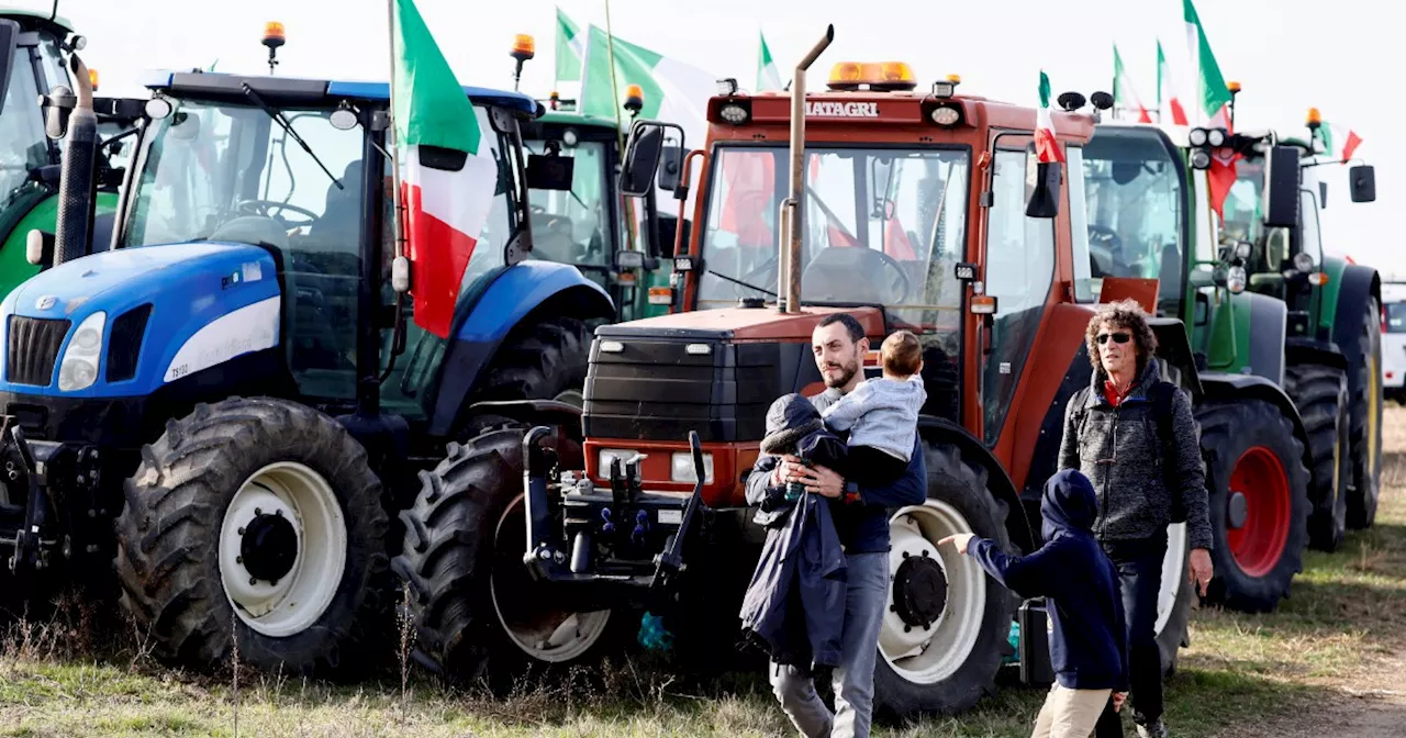 Meloni incontrerà i Trattori. La guerra FdI-Lega sugli sconticini Irpef