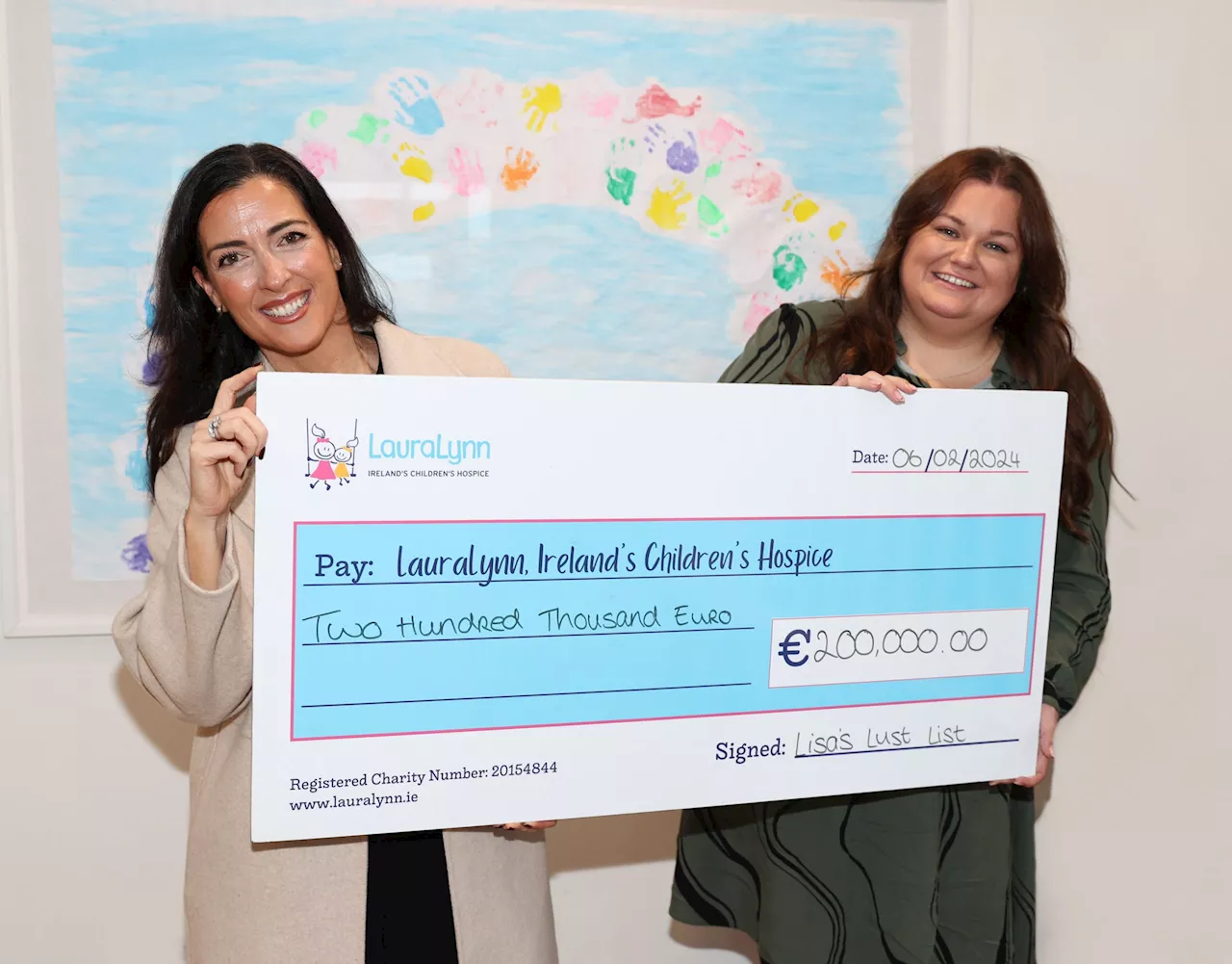 Lisa McGowan makes incredible donation to LauraLynn Children’s Hospice