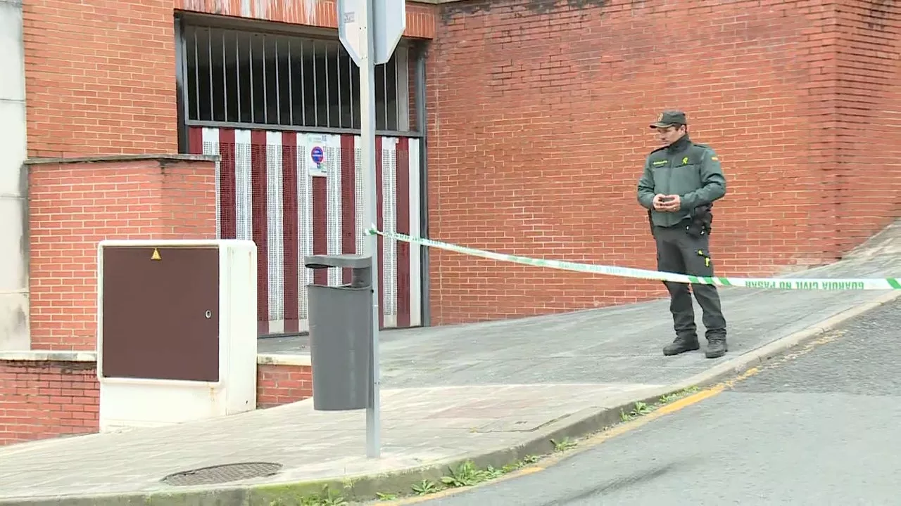 Uno de los hijos de la mujer asesinada en Castro Urdiales habló con su abuela: 'Llama a la Policía, nos h