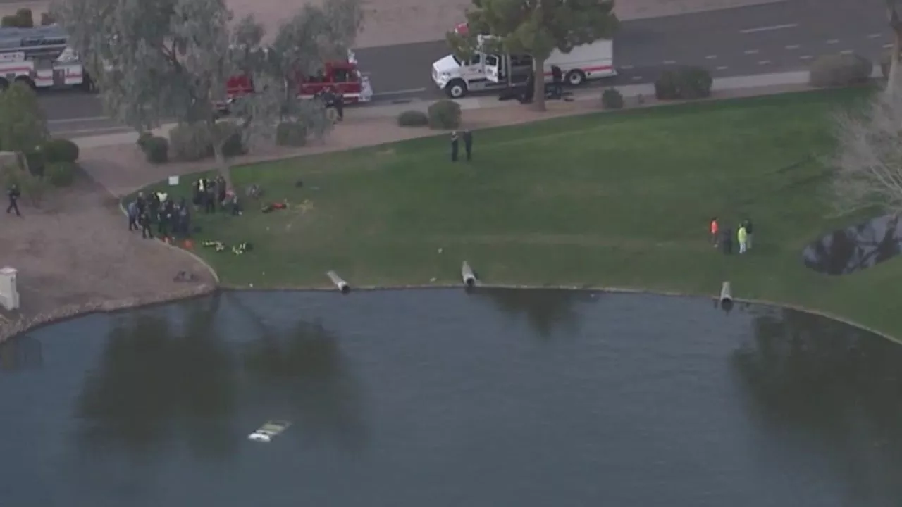 Chandler teen jumps into cold lake attempting to rescue driver who veered into the water