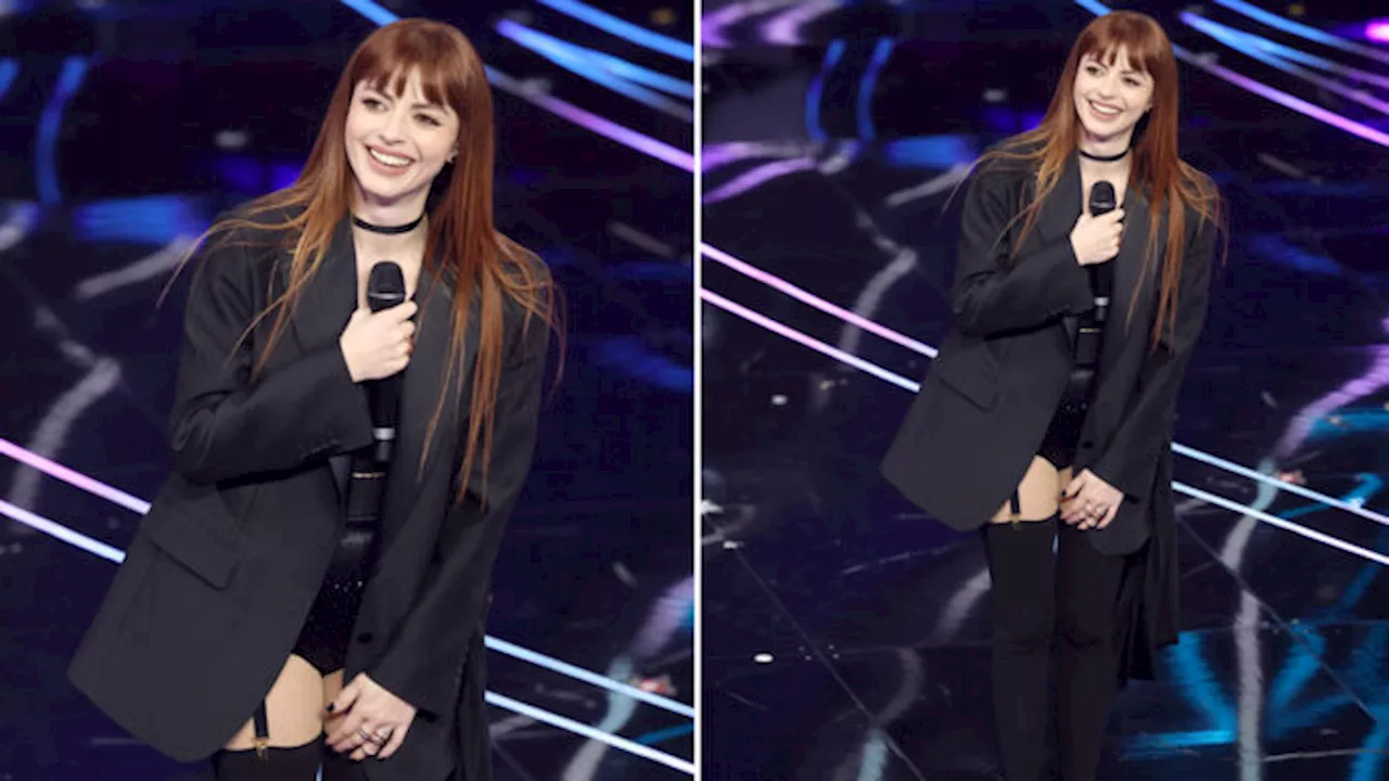 Annalisa e il suo look 'No Pants' sul palco di Sanremo