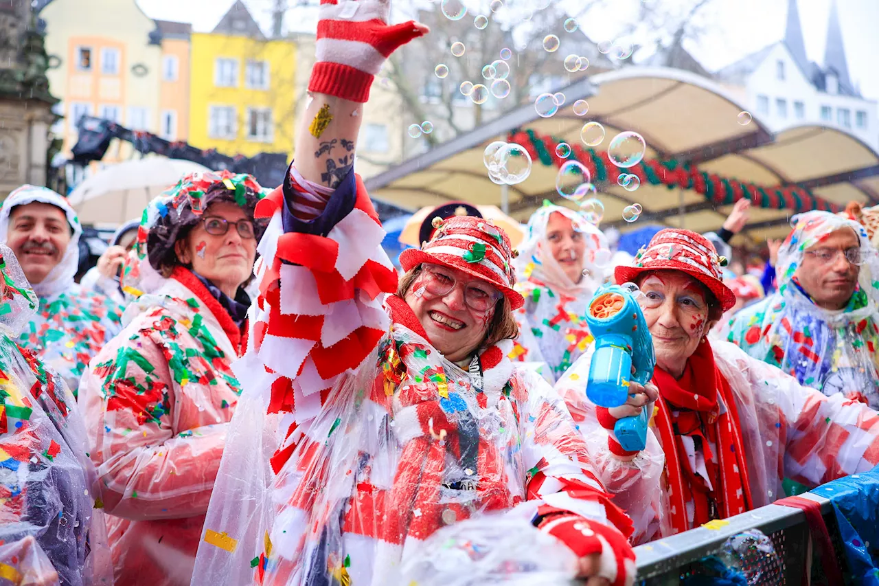 Regen? Egal! Tolle Bilder von Weiberfastnacht in Köln