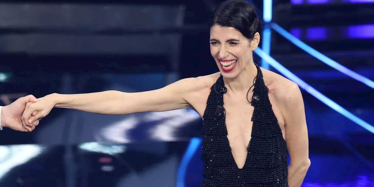 Giorgia incanta il pubblico a Sanremo 2024 con il suo terzo cambio d'abito