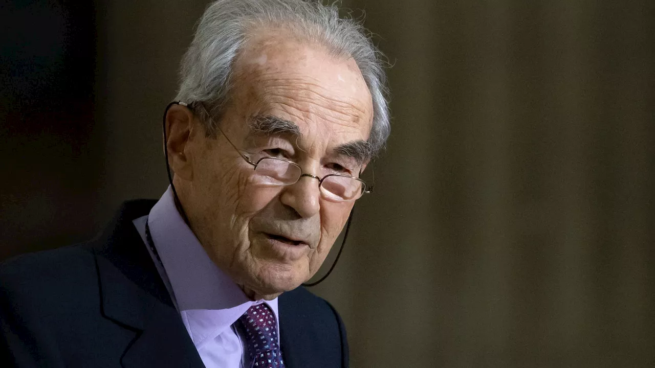 L'ancien garde des Sceaux Robert Badinter est mort à l'âge de 95 ans