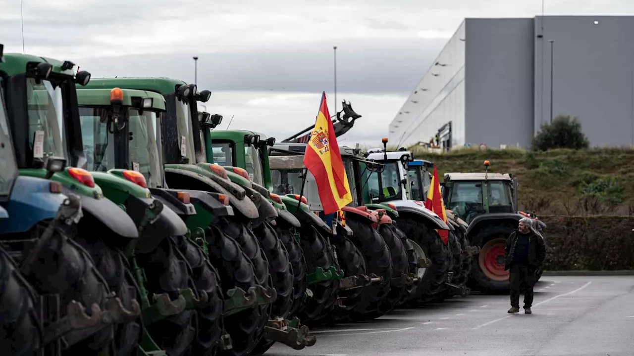 Seguridad Social afirma que los agricultores rechazan sentarse a negociar con el Gobierno este martes