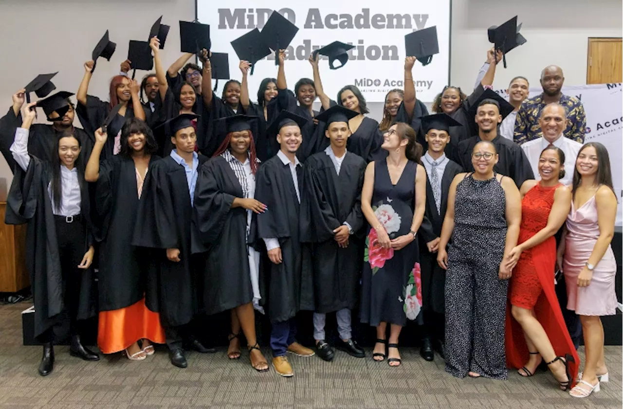 Mido Cyber Academy’s 2023 Cohort Celebrates Graduation