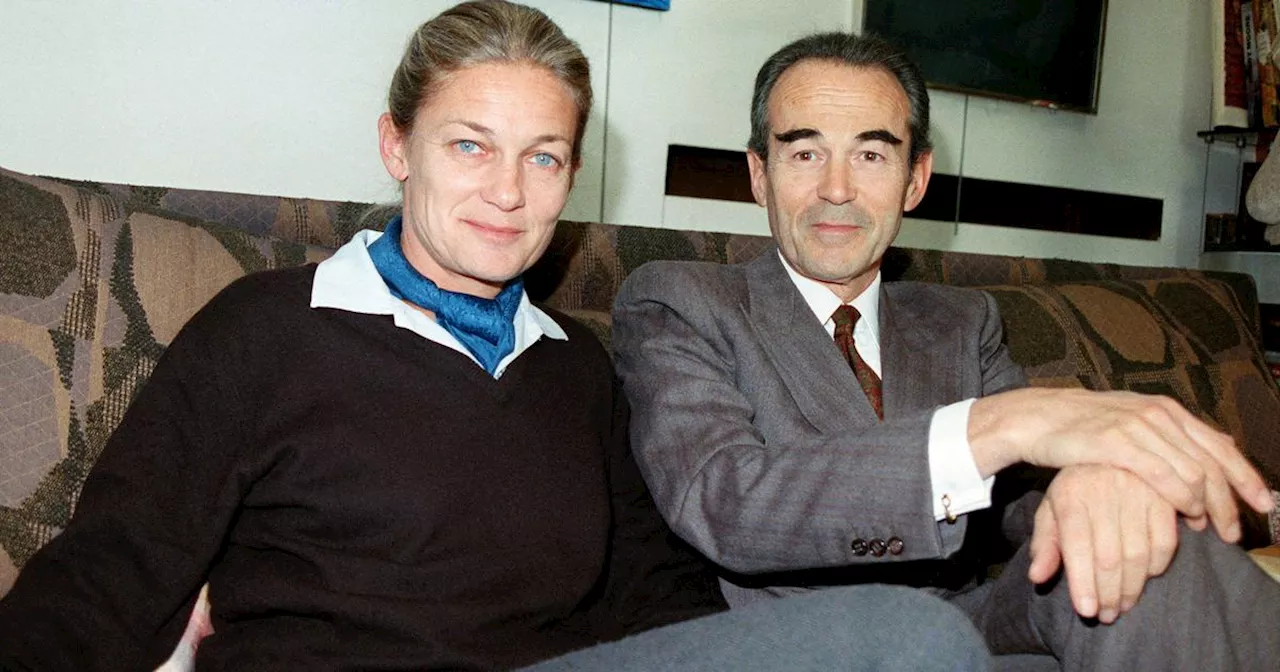 Elisabeth et Robert Badinter, un couple indépendant à travers le siècle