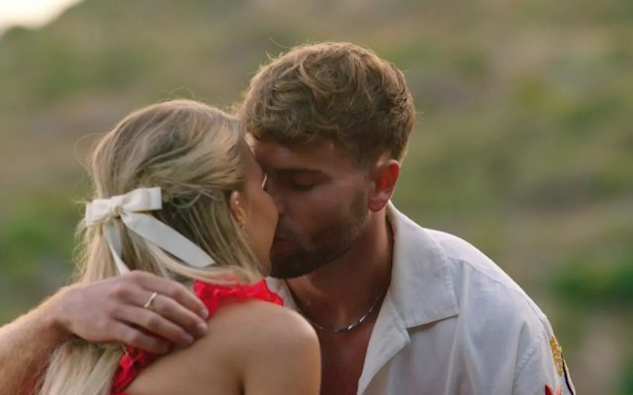 Tonight's Love Island: Two Islanders Dumped, A Bombshell On The Way, And Georgia H Isn't Feeling Anton